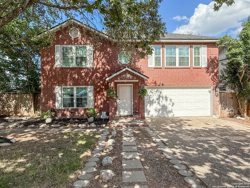 1327 Summit Bluff, San Antonio, TX 78258