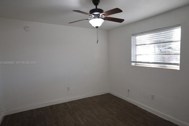 7130 W 11th Ct 6, Hialeah, FL 33014