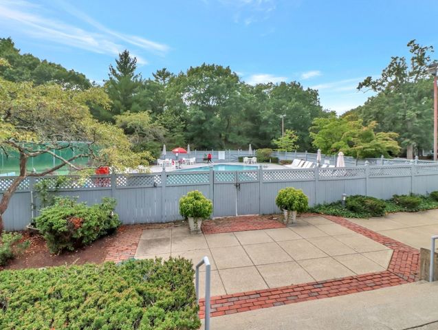 2406 Hockley Drive 2406, Hingham, MA 02043