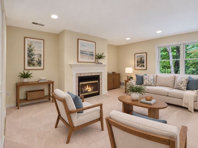 2406 Hockley Drive 2406, Hingham, MA 02043