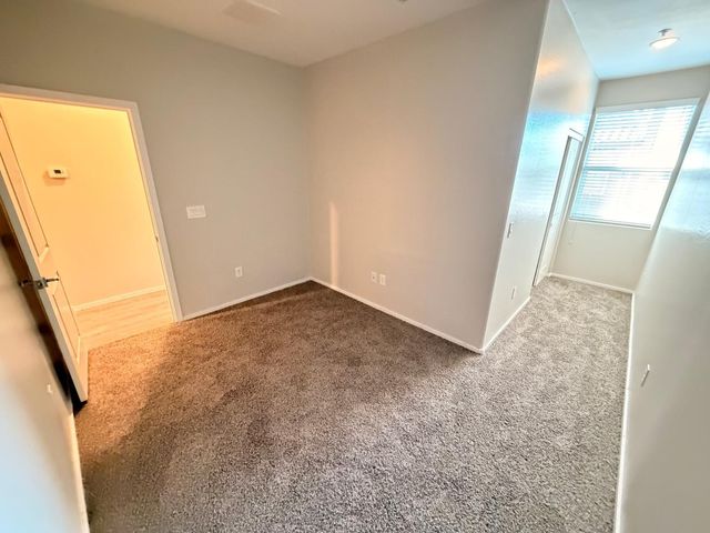 2348 E Huntington Drive, Phoenix, AZ 85040