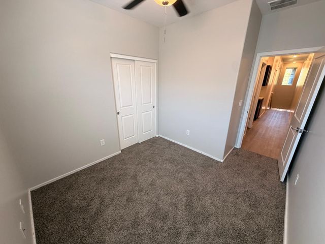 2348 E Huntington Drive, Phoenix, AZ 85040