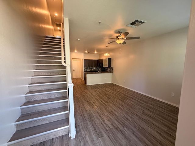 2348 E Huntington Drive, Phoenix, AZ 85040
