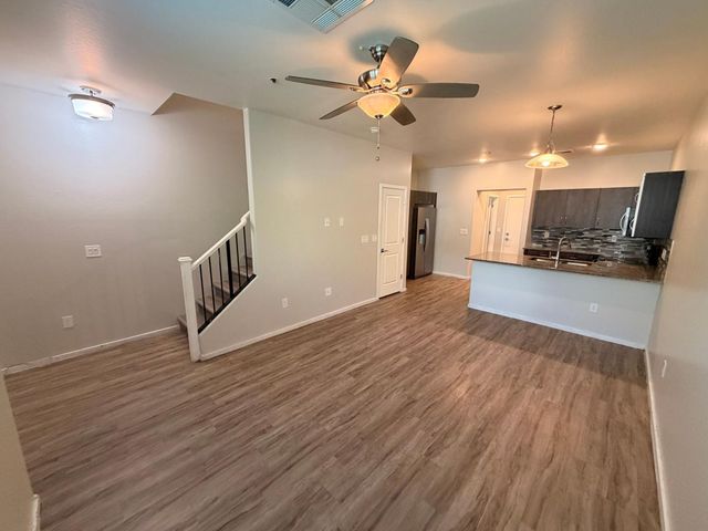 2348 E Huntington Drive, Phoenix, AZ 85040