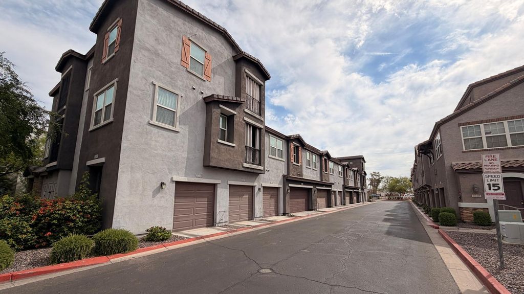 2348 E Huntington Drive, Phoenix, AZ 85040