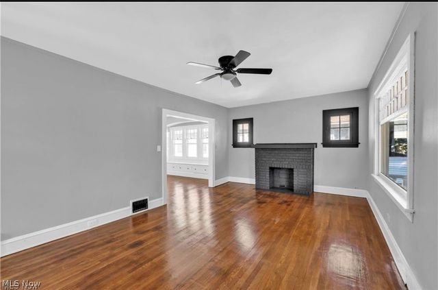 3522 E 154th Street, Cleveland, OH 44120