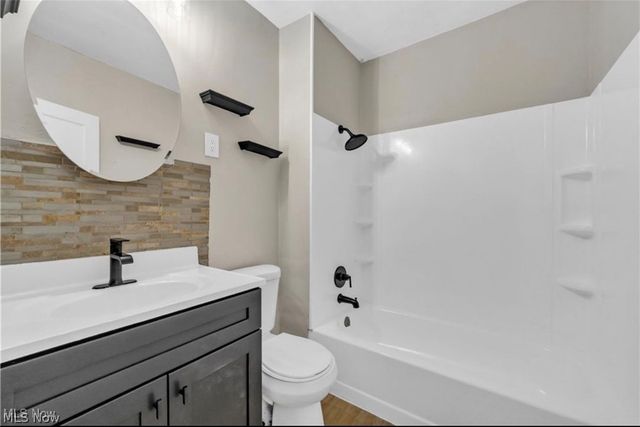 3522 E 154th Street, Cleveland, OH 44120