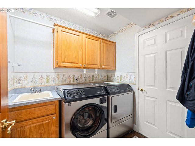 4549 Se 10TH Ter, Gresham, OR 97080