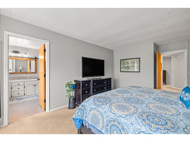 4549 Se 10TH Ter, Gresham, OR 97080