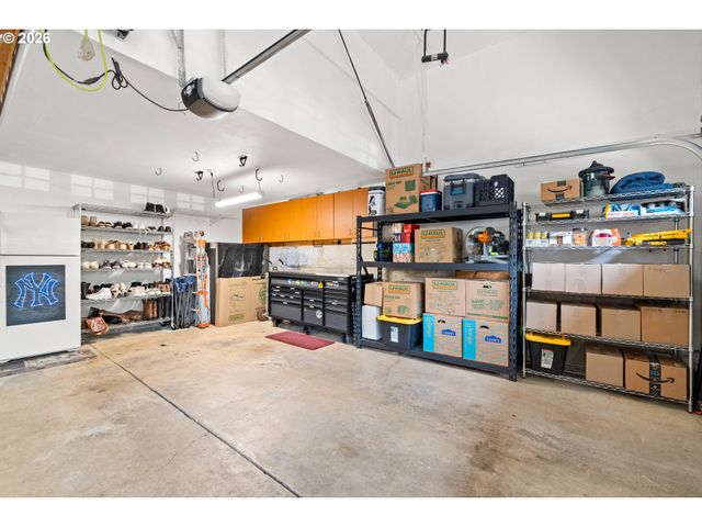 4549 Se 10TH Ter, Gresham, OR 97080