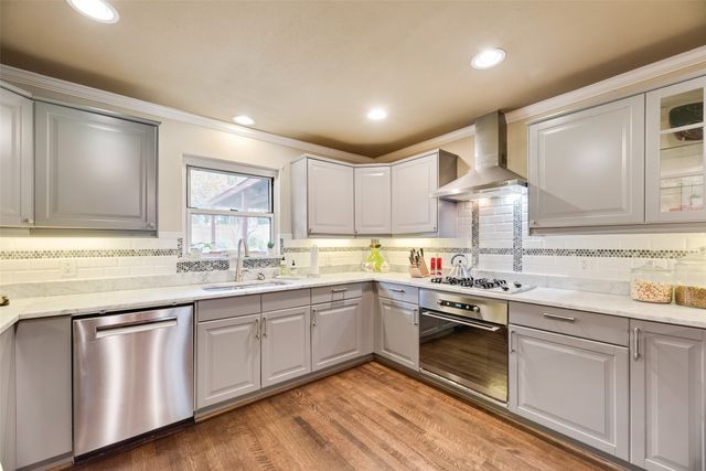 10035 Woodgrove Drive, Dallas, TX 75218