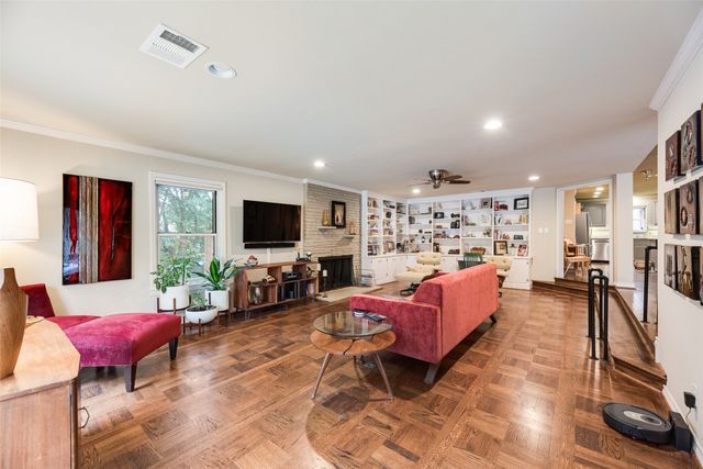 10035 Woodgrove Drive, Dallas, TX 75218