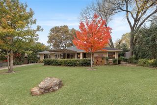 10035 Woodgrove Drive, Dallas, TX 75218