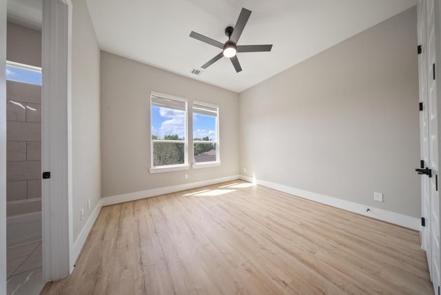 4013 Griggs Road K, Houston, TX 77021