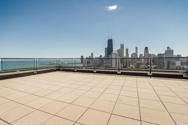 1440 N Lake Shore Drive 35A, Chicago, IL 60610