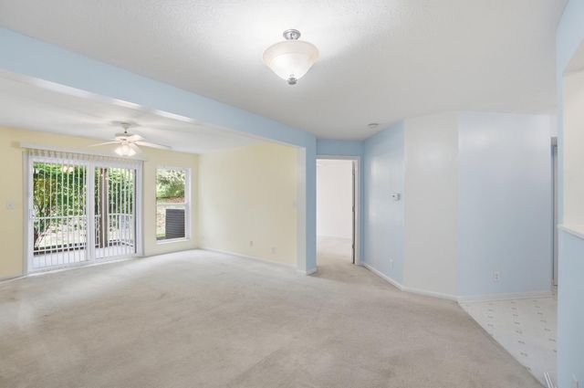 5344 Millstone Court, 8G, Taylor Mill, KY 41015