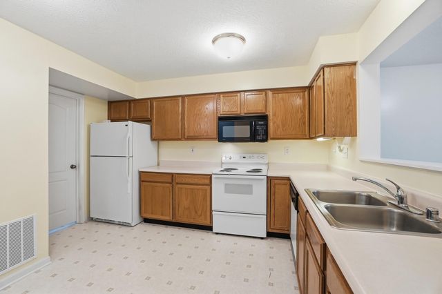5344 Millstone Court, 8G, Taylor Mill, KY 41015