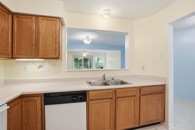 5344 Millstone Court, 8G, Taylor Mill, KY 41015