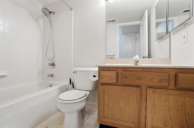 5344 Millstone Court, 8G, Taylor Mill, KY 41015