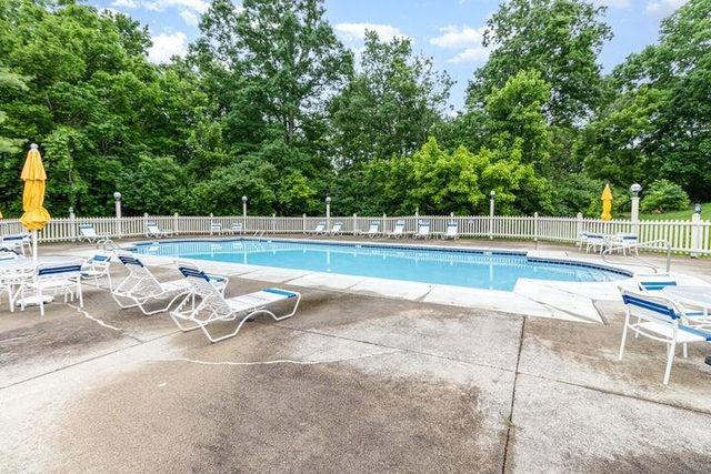 5344 Millstone Court, 8G, Taylor Mill, KY 41015