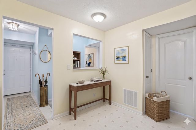 5344 Millstone Court, 8G, Taylor Mill, KY 41015