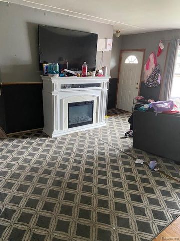 29531 Eiffel Avenue, Warren, MI 48088