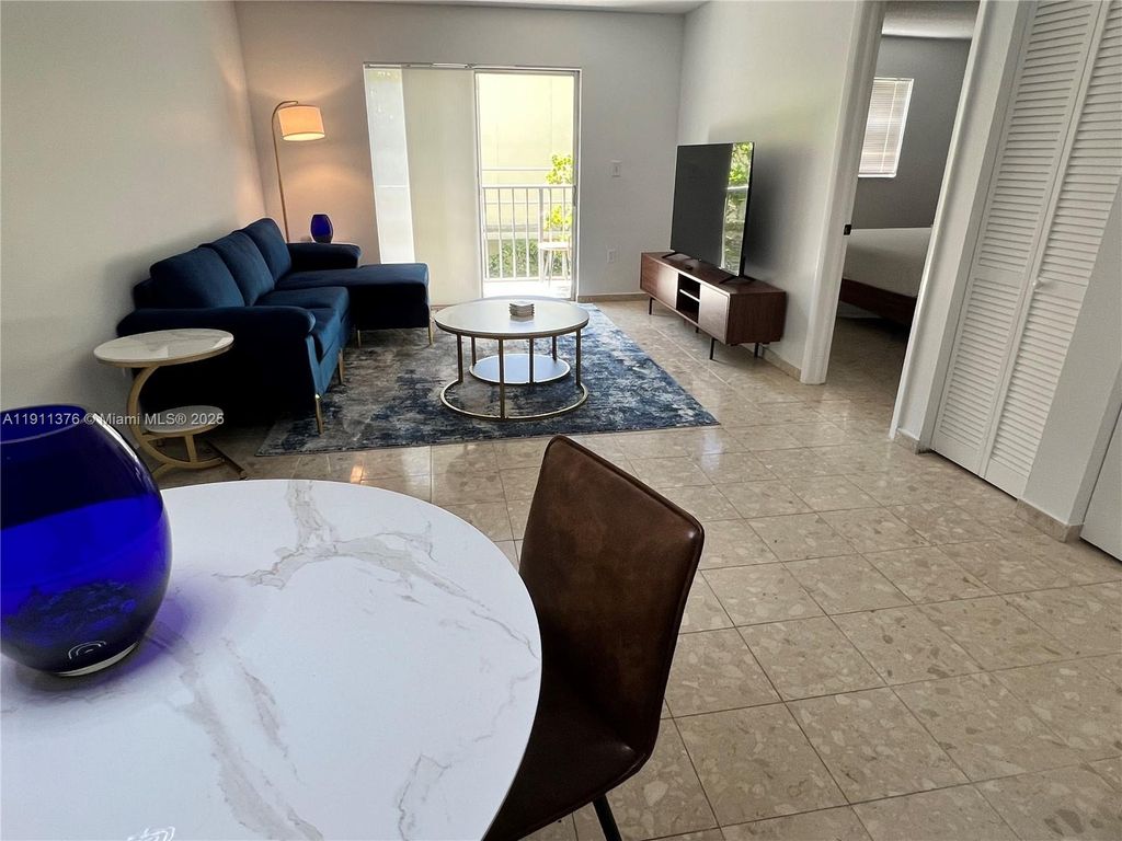 1605 Meridian Ave 202, Miami Beach, FL 33139