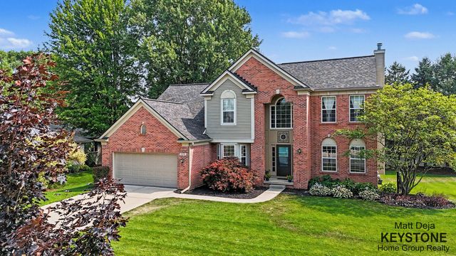 3870 Windwood Drive Ne, Plainfield Twp, MI 49341
