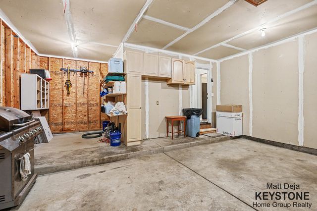 3870 Windwood Drive Ne, Plainfield Twp, MI 49341