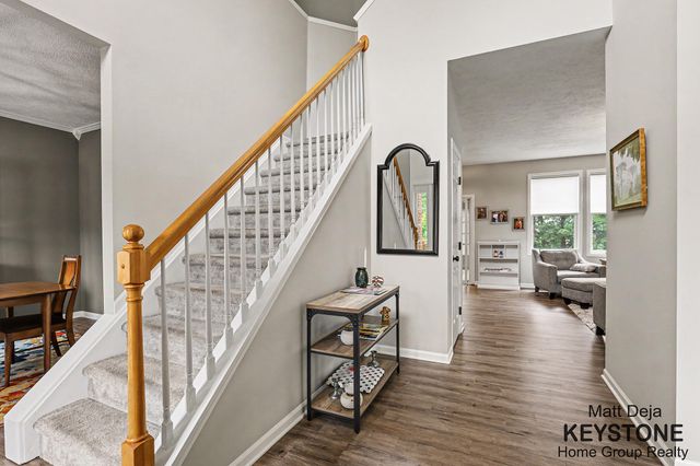 3870 Windwood Drive Ne, Plainfield Twp, MI 49341
