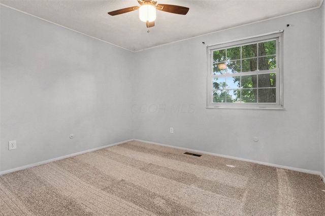 3851 Farm Brook Lane, Columbus, OH 43204