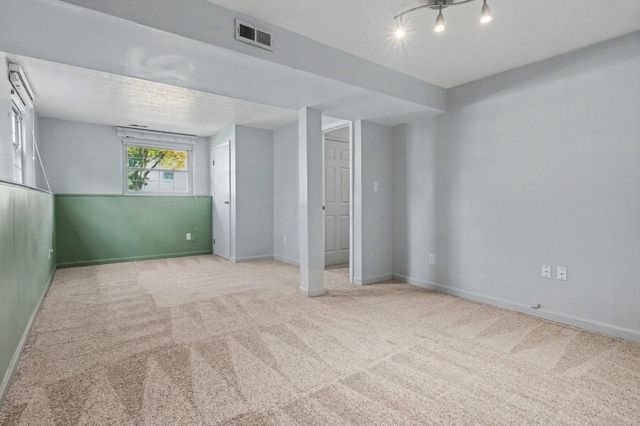 3851 Farm Brook Lane, Columbus, OH 43204