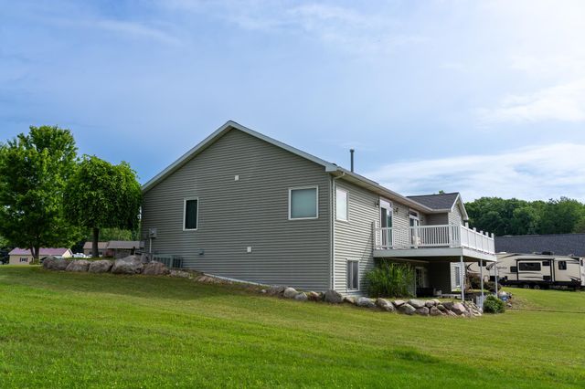 1081 Bundy Drive, Broomfield Twp, MI 48893
