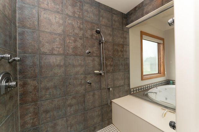 1081 Bundy Drive, Broomfield Twp, MI 48893