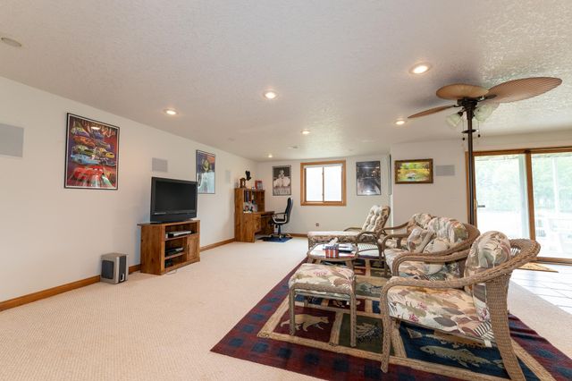 1081 Bundy Drive, Broomfield Twp, MI 48893