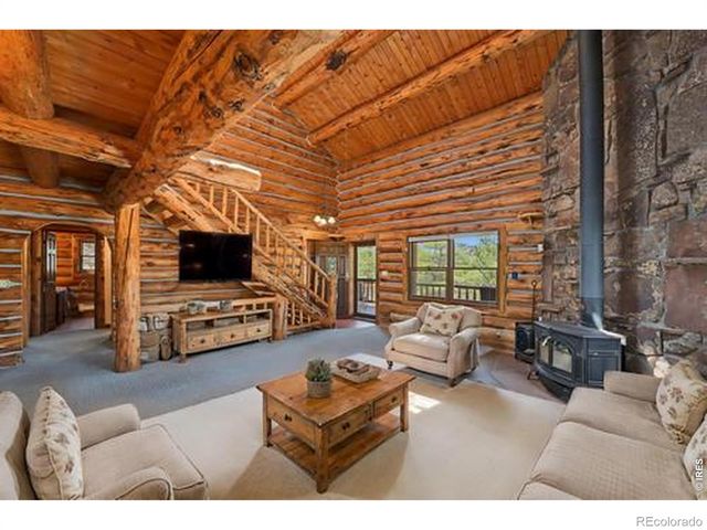 788 Pioneer Road, Lyons, CO 80540