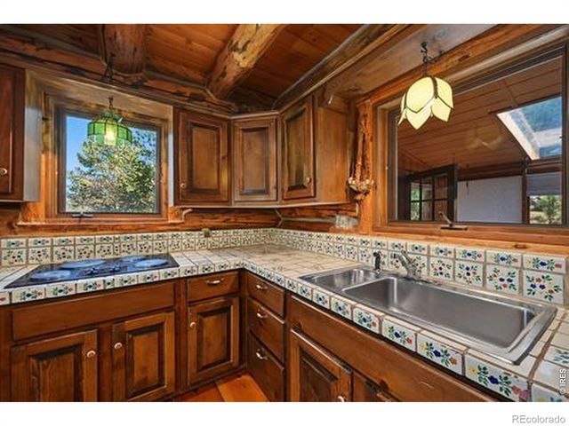 788 Pioneer Road, Lyons, CO 80540