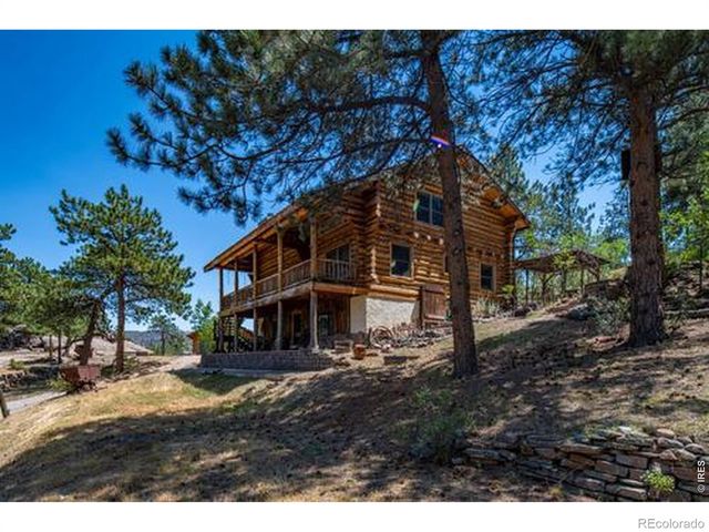 788 Pioneer Road, Lyons, CO 80540