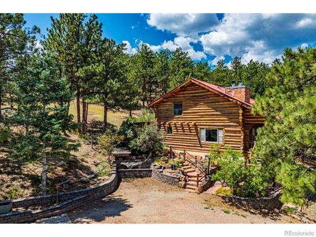 788 Pioneer Road, Lyons, CO 80540
