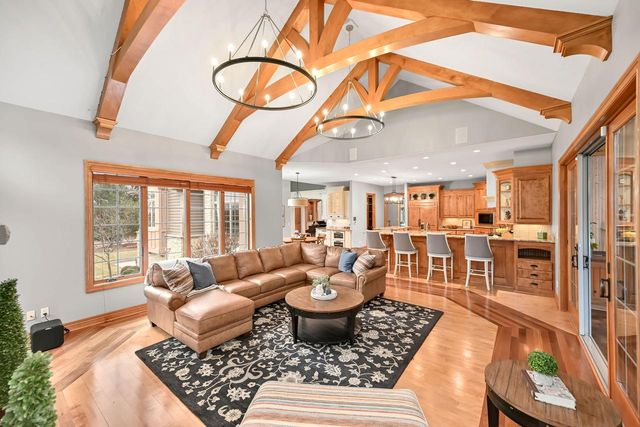 12939 N Cobblestone COURT, Mequon, WI 53097