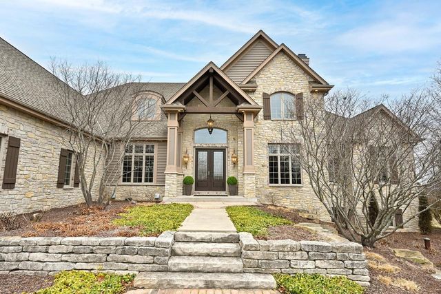 12939 N Cobblestone COURT, Mequon, WI 53097
