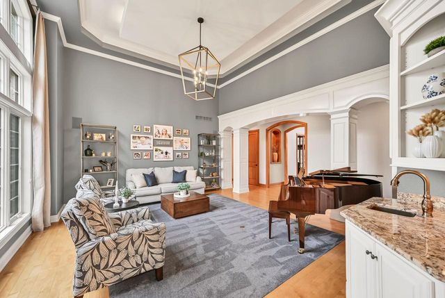 12939 N Cobblestone COURT, Mequon, WI 53097