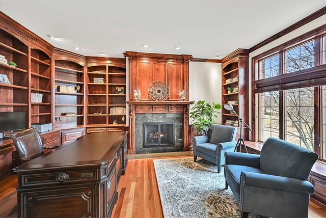 12939 N Cobblestone COURT, Mequon, WI 53097