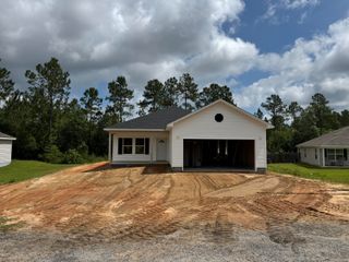 379 N Raphael Road, Defuniak Springs, FL 32433