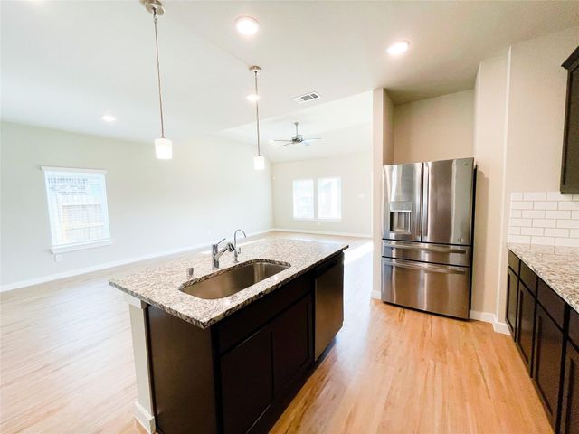 8623 Oceanmist Cove Drive, Cypress, TX 77433