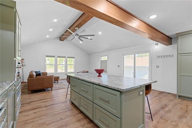 8630 Hilltop Road, De Soto, KS 66018