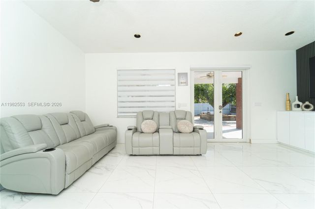 172 W 17th St 0, Hialeah, FL 33010