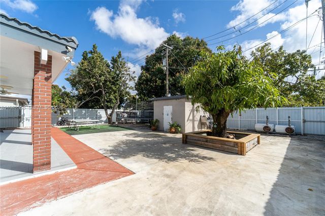 172 W 17th St 0, Hialeah, FL 33010