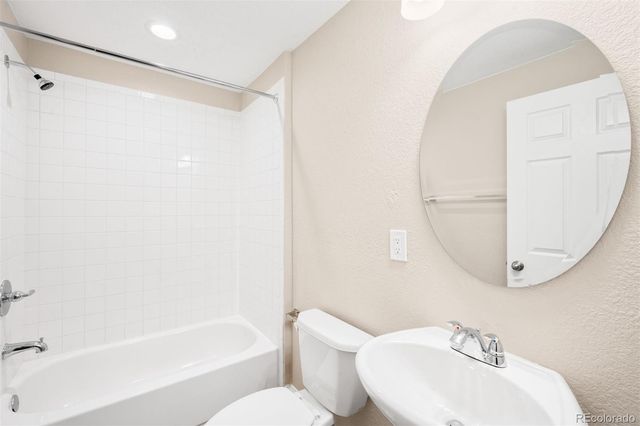 1156 Raindrop Way, Castle Rock, CO 80109