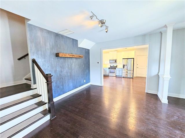 821 Westmoreland NW Circle, Atlanta, GA 30318